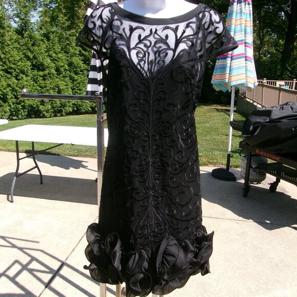 GUESS FAB BLACK LACE&RUFFLE HEM DRESS 12 - Picture 1 of 2